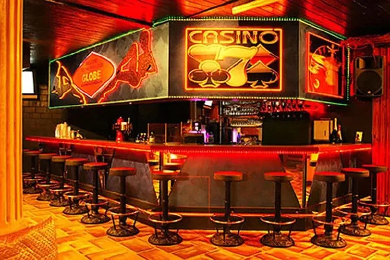 CLUB GLOBE (Maison Close Zurich)